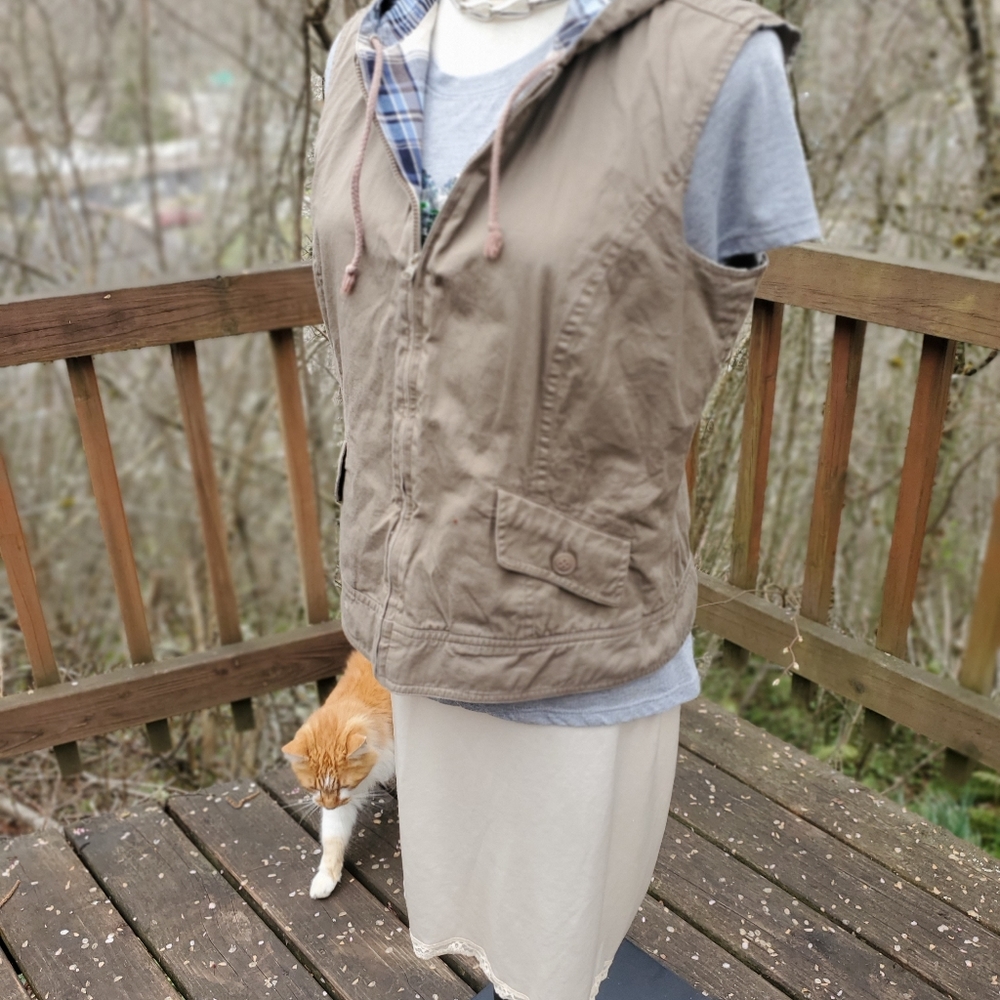 Reversible Vest - image 3